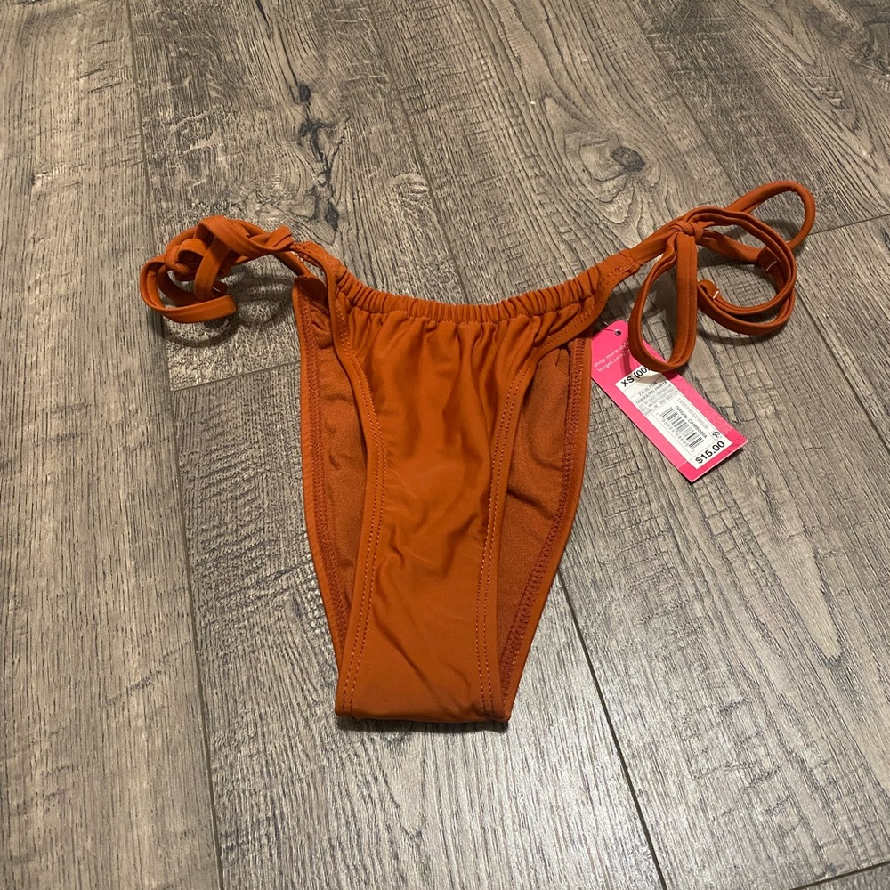 NWT bikini bottom
